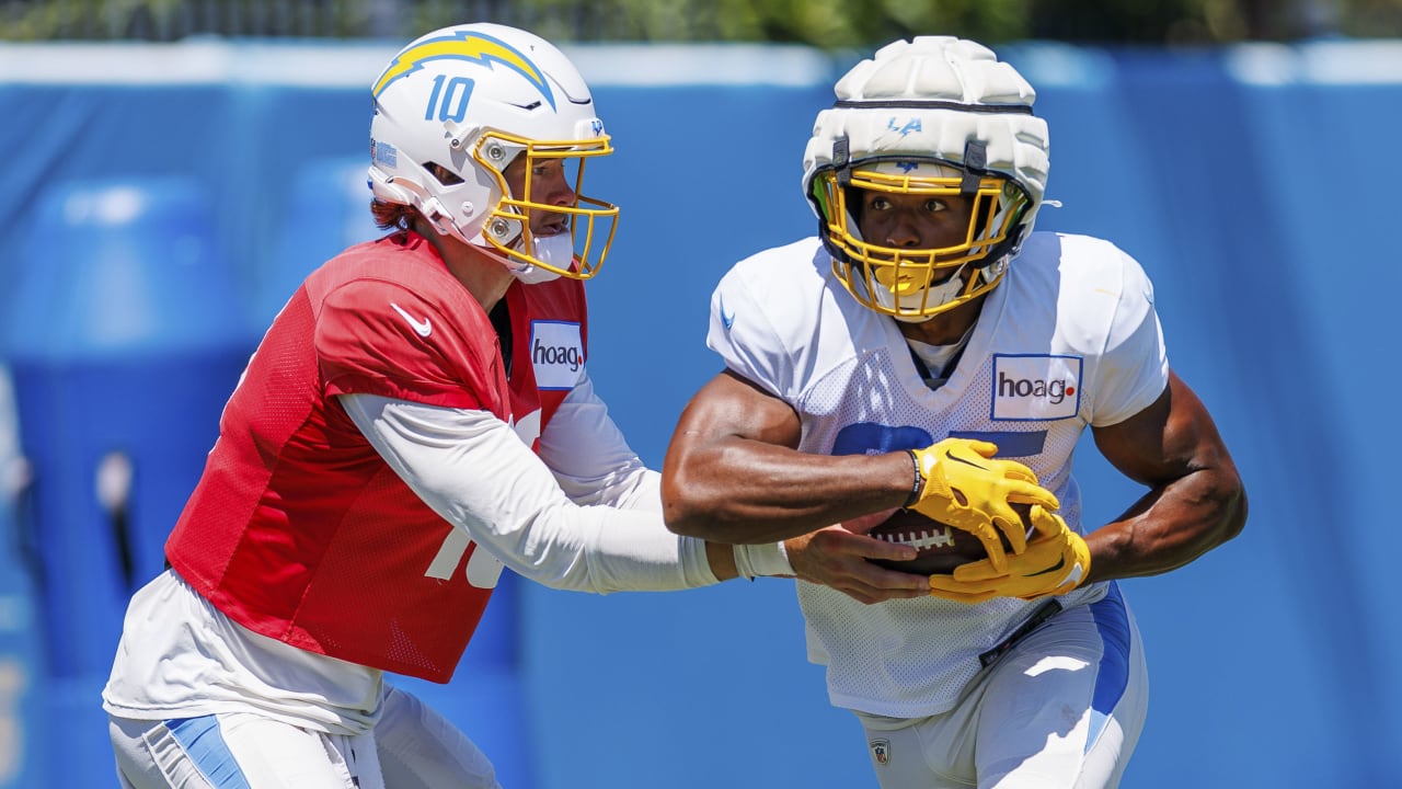 chargers-continue-week-0-practices