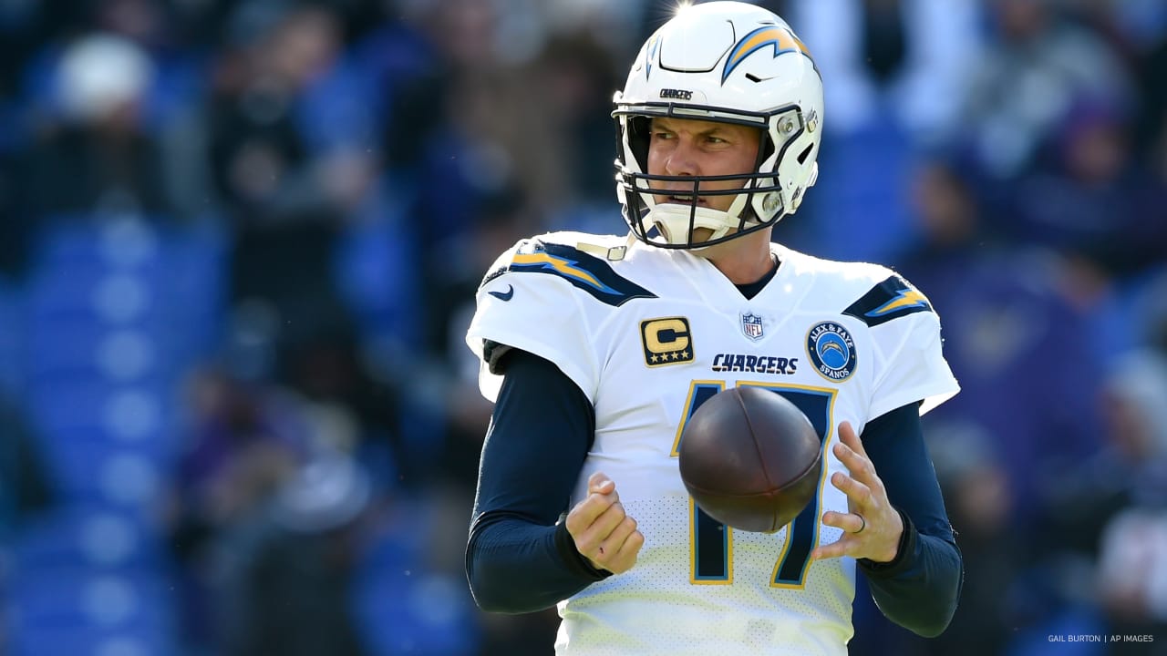 In Philip Rivers, Tom Brady Sees A Quarterback Playing With 'All The  Confidence In The World'