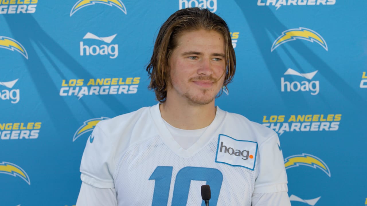 Chargers QB Justin Herbert has found his voice as a leader heading into  fourth season - The Columbian