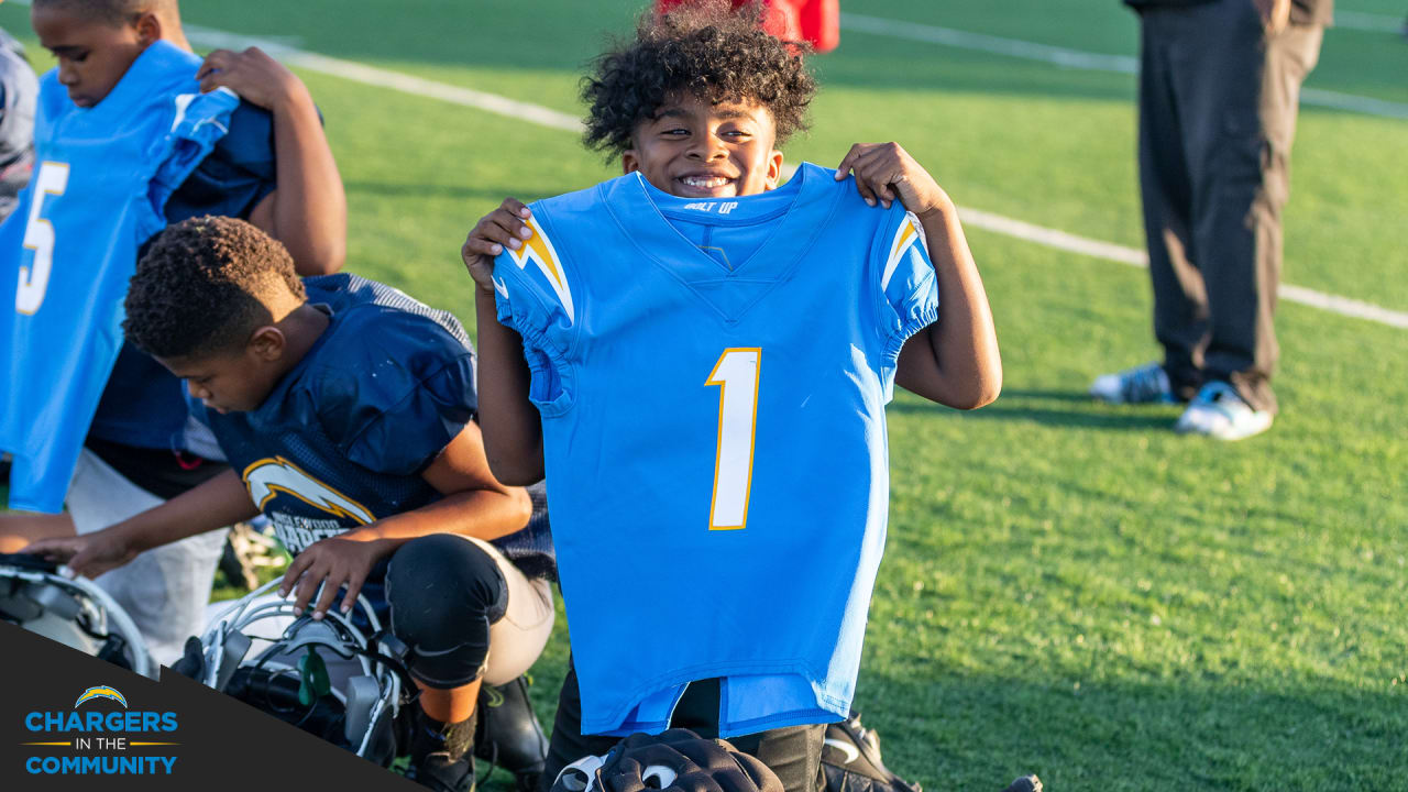Chargers Surprise Inglewood Football Players With New Jerseys