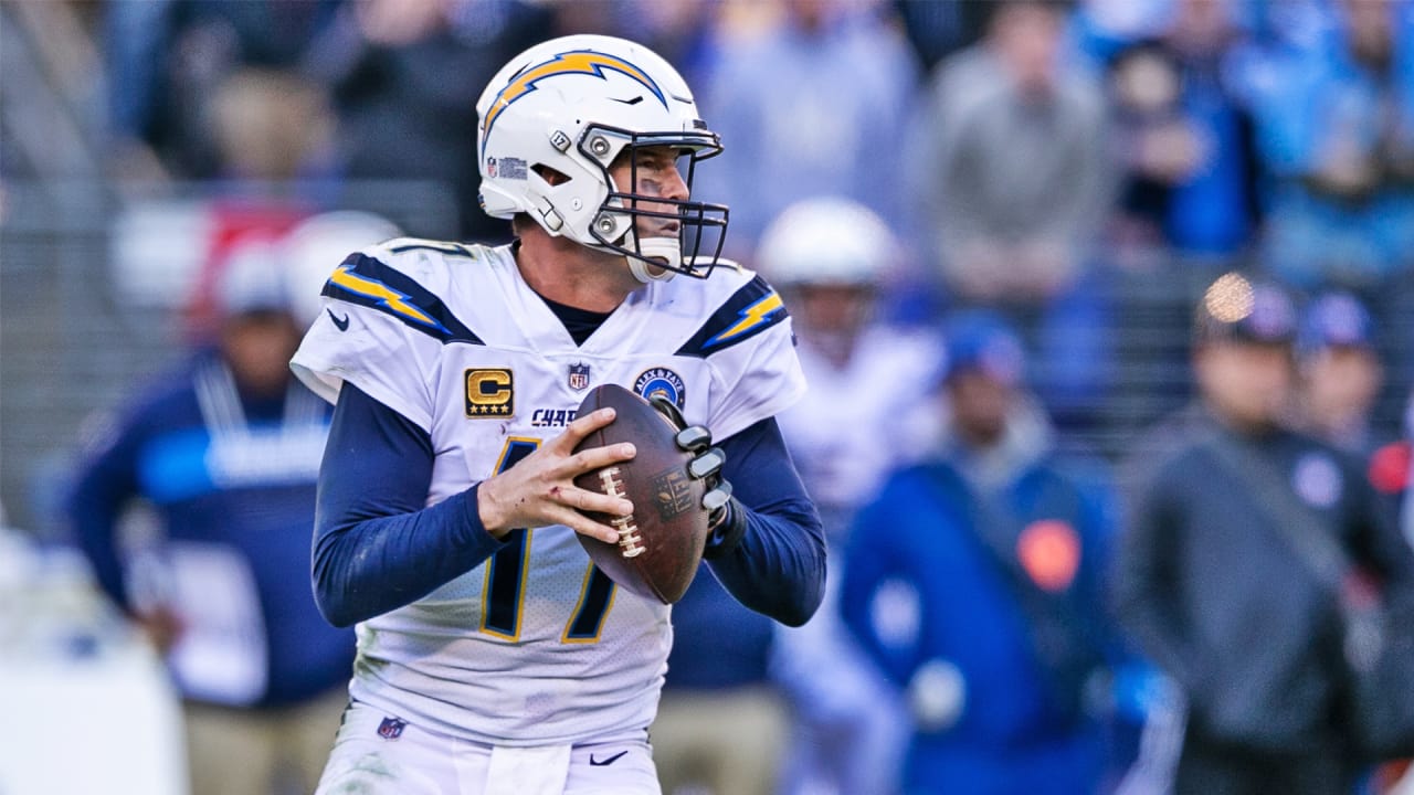 Philip Rivers looks masterful as Chargers buoy playoff hopes with fourth  straight win – Press Enterprise