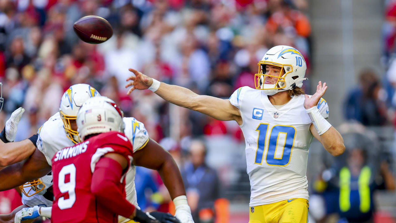 Pro Football Hall of Fame on X: Milestone ✓ - Justin Herbert @Chargers, #ATLvsLAC