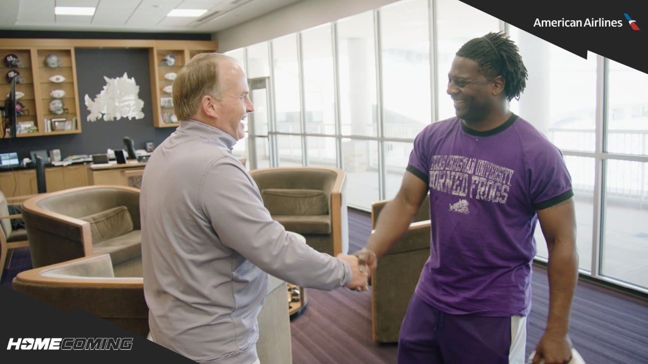 Homecoming: LaDainian Tomlinson Returns to TCU