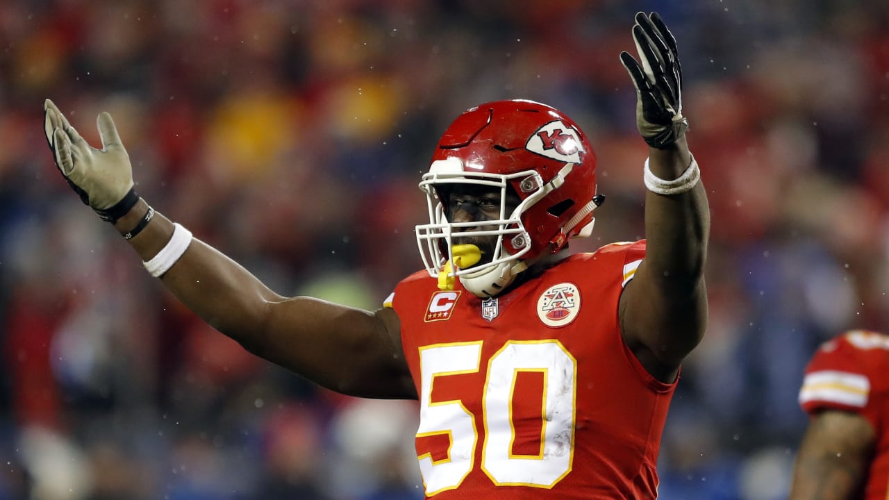 NFL Notebook: DE Justin Houston Finds a New Home