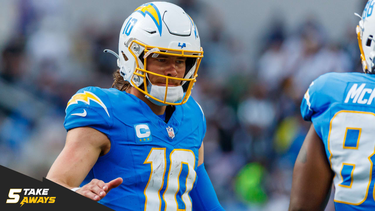 Chargers QB Justin Herbert not expected to miss time despite broken middle  finger on left hand