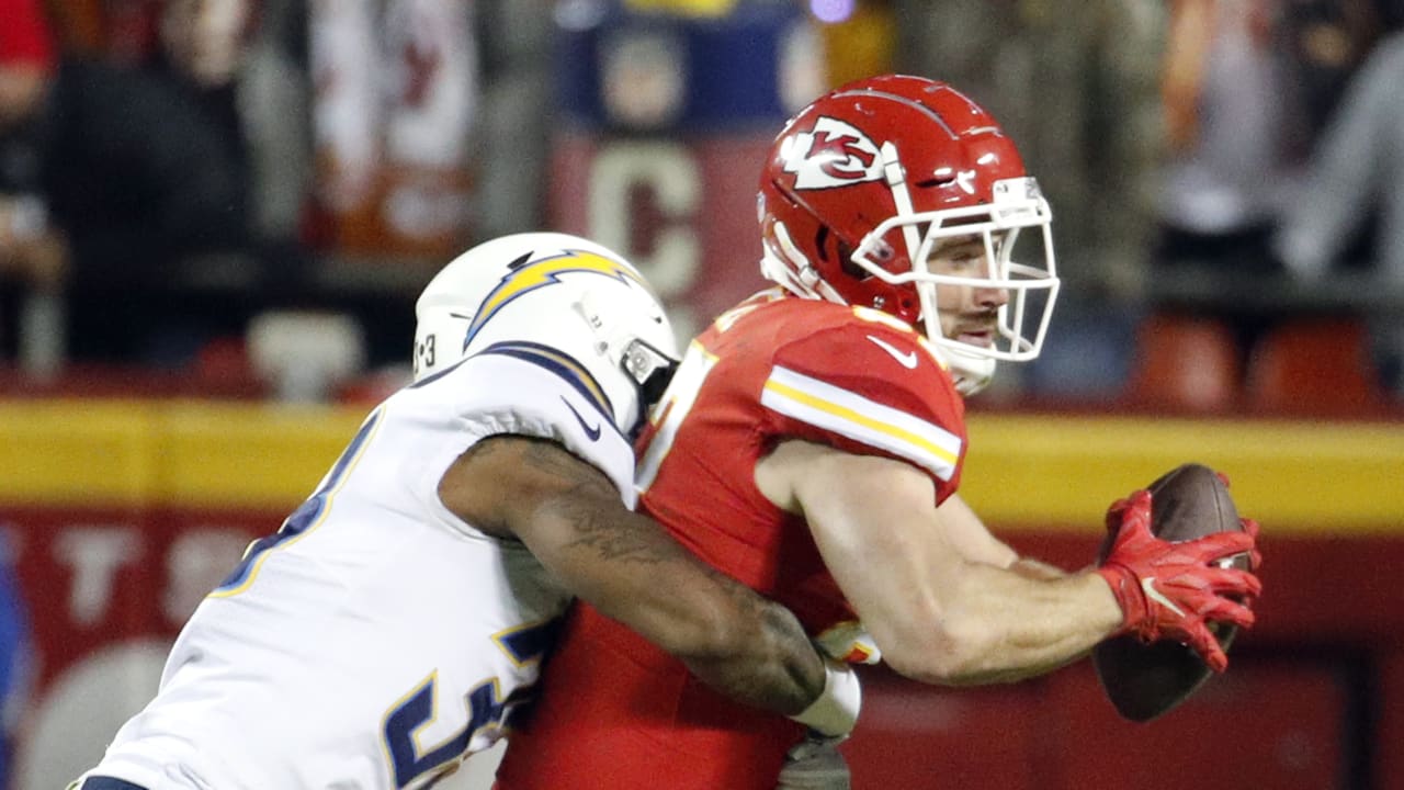 Chargers star Derwin James busts out wrestling move to stop Travis Kelce at  goal line