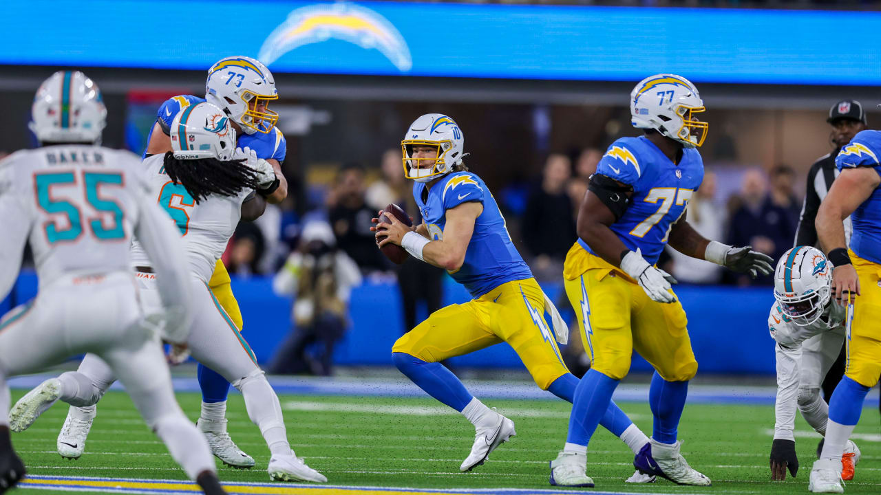 Dolphins vs. Chargers Week 14 full game coverage: Preview, in-game, and  recaps - The Phinsider