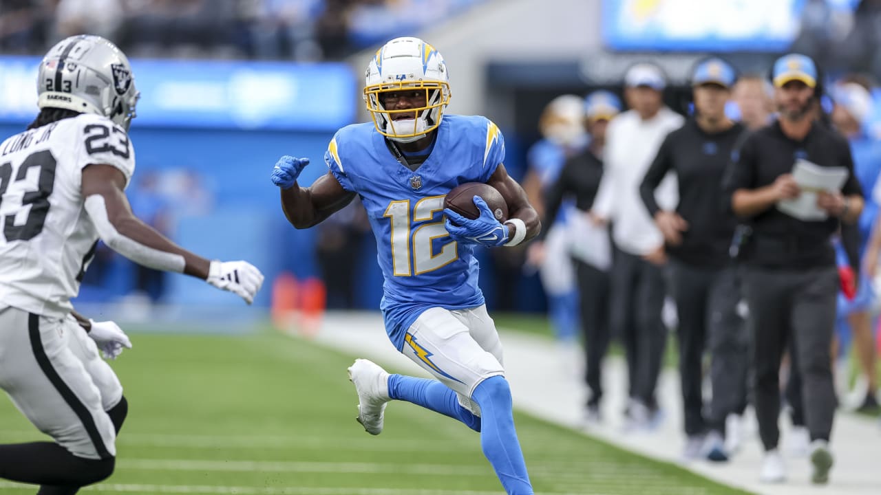 Can't-Miss Play: Los Angeles Chargers quarterback Justin Herbert's 51-yard  bomb to wide receiver Joshua Palmer seals win vs. Raiders