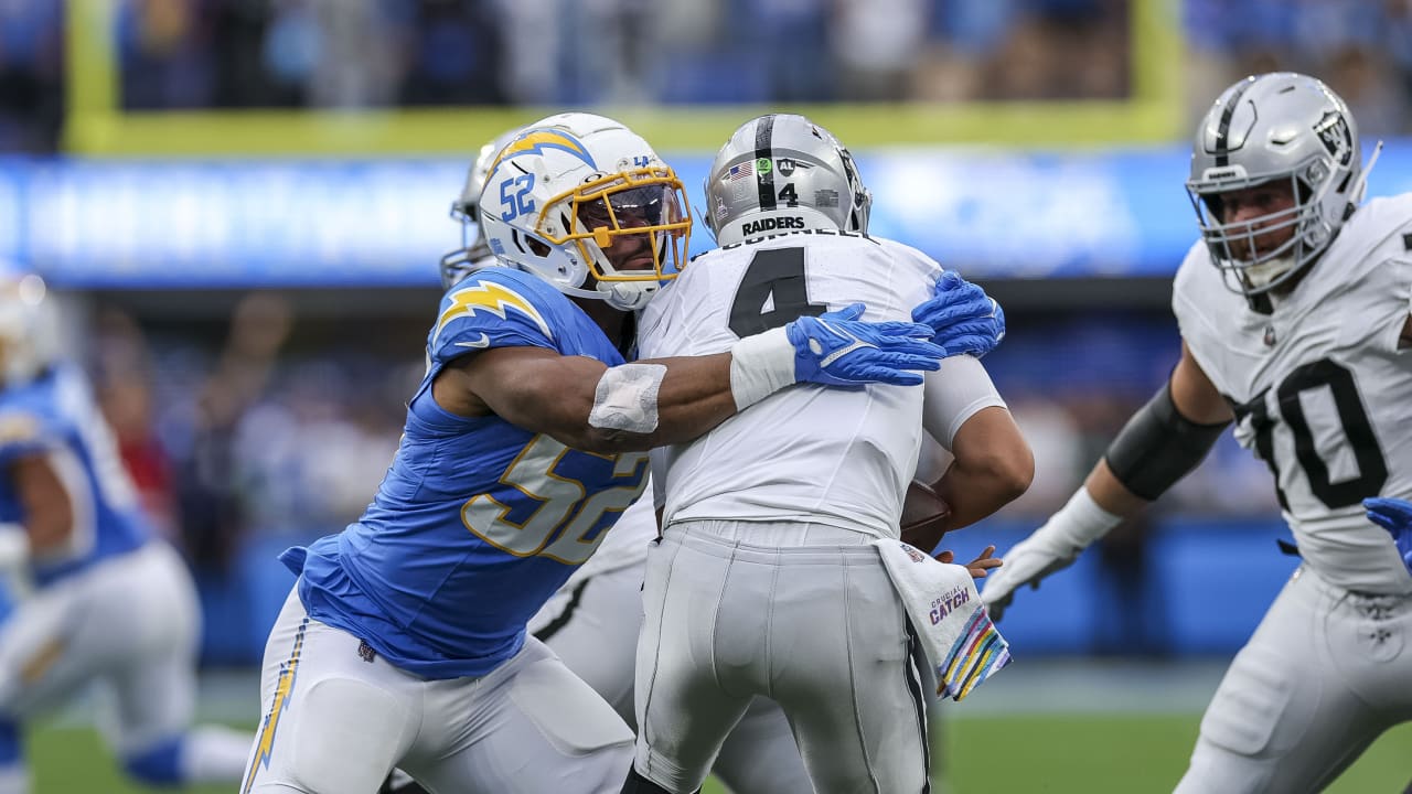 Chargers' Khalil Mack has sack party against his old Raiders