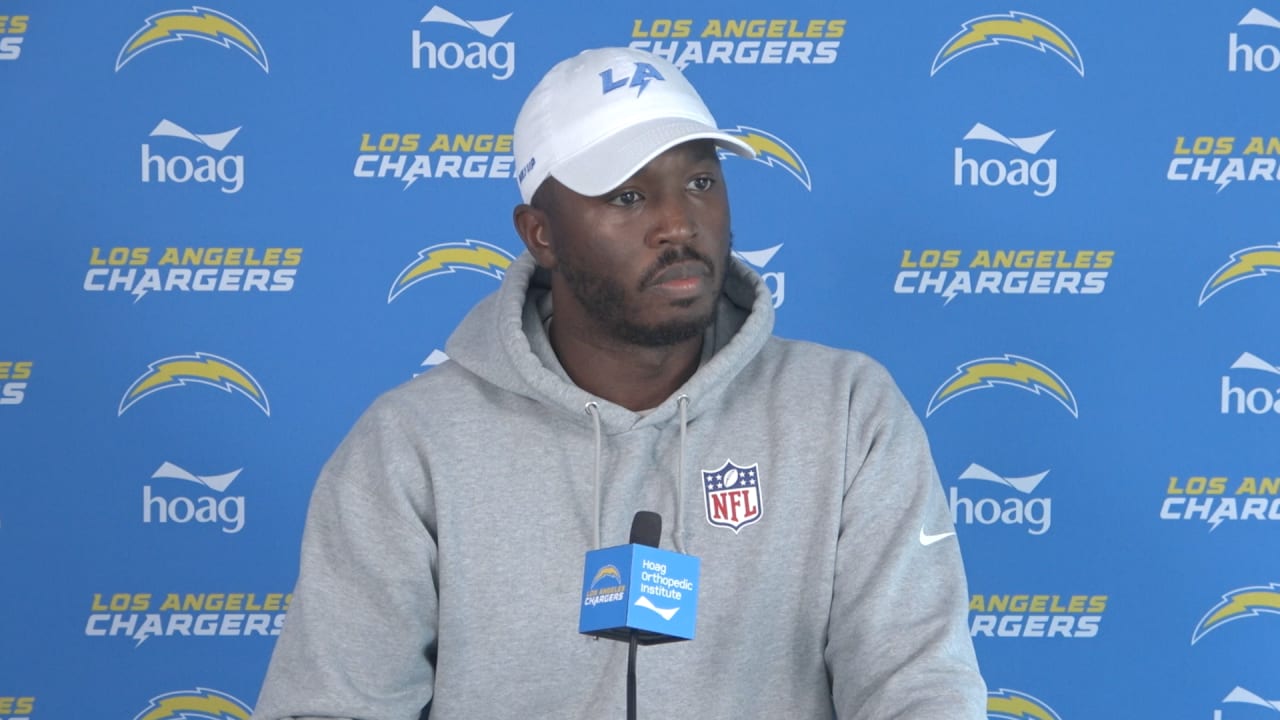 Chargers fire special teams coordinator Derius Swinton II after