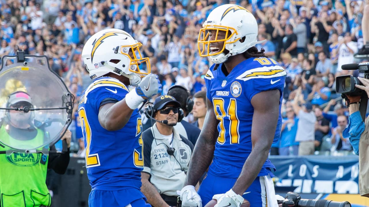 Chiefs fall to 1-2 after after turnover-plagued loss to Chargers