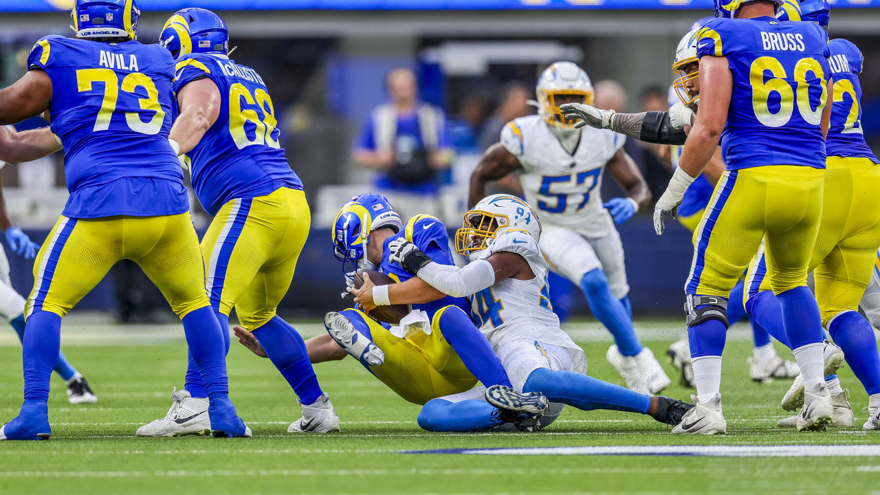 Photos Chargers vs Rams Game Action