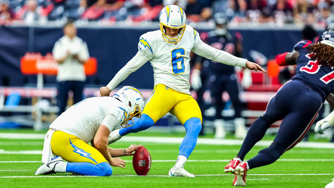 Chargers Fall to Texans, 41-29