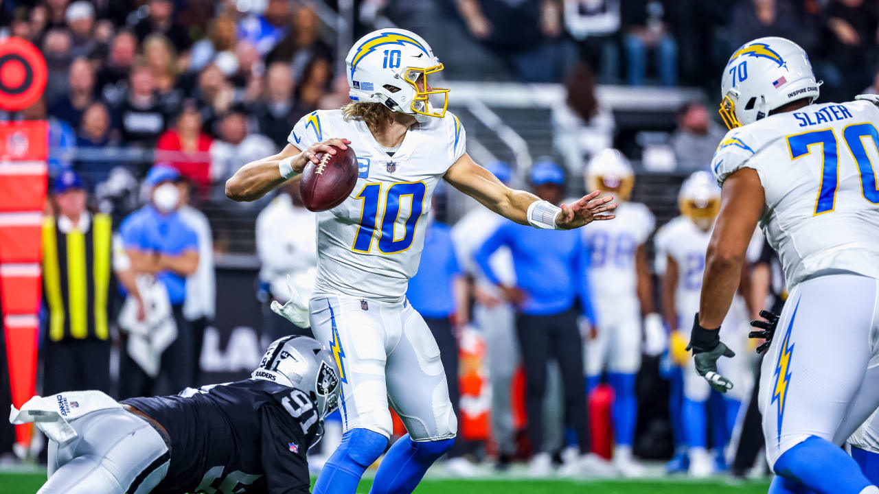 Chargers Final Score: Chargers 32, Raiders 35 - Bolts From The Blue