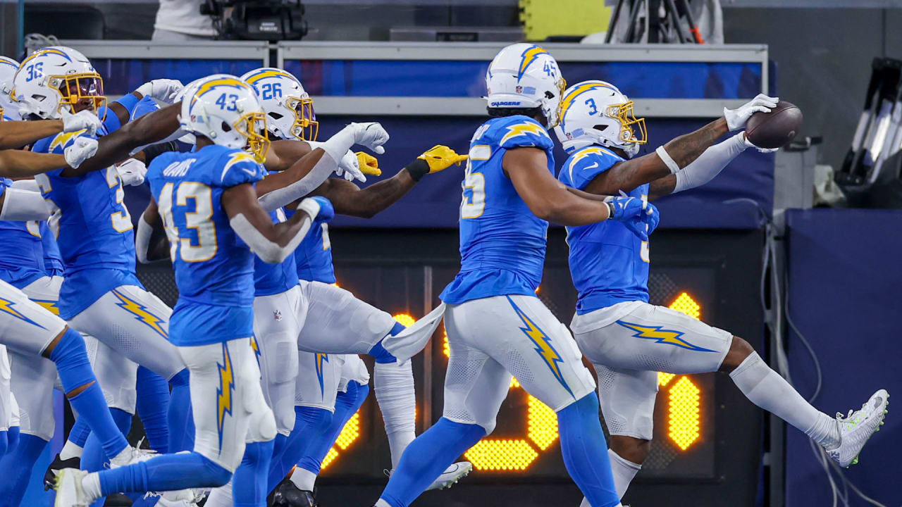 Derwin James Jr. Highlight: Snags Deflected Interception Off Mooney's ...