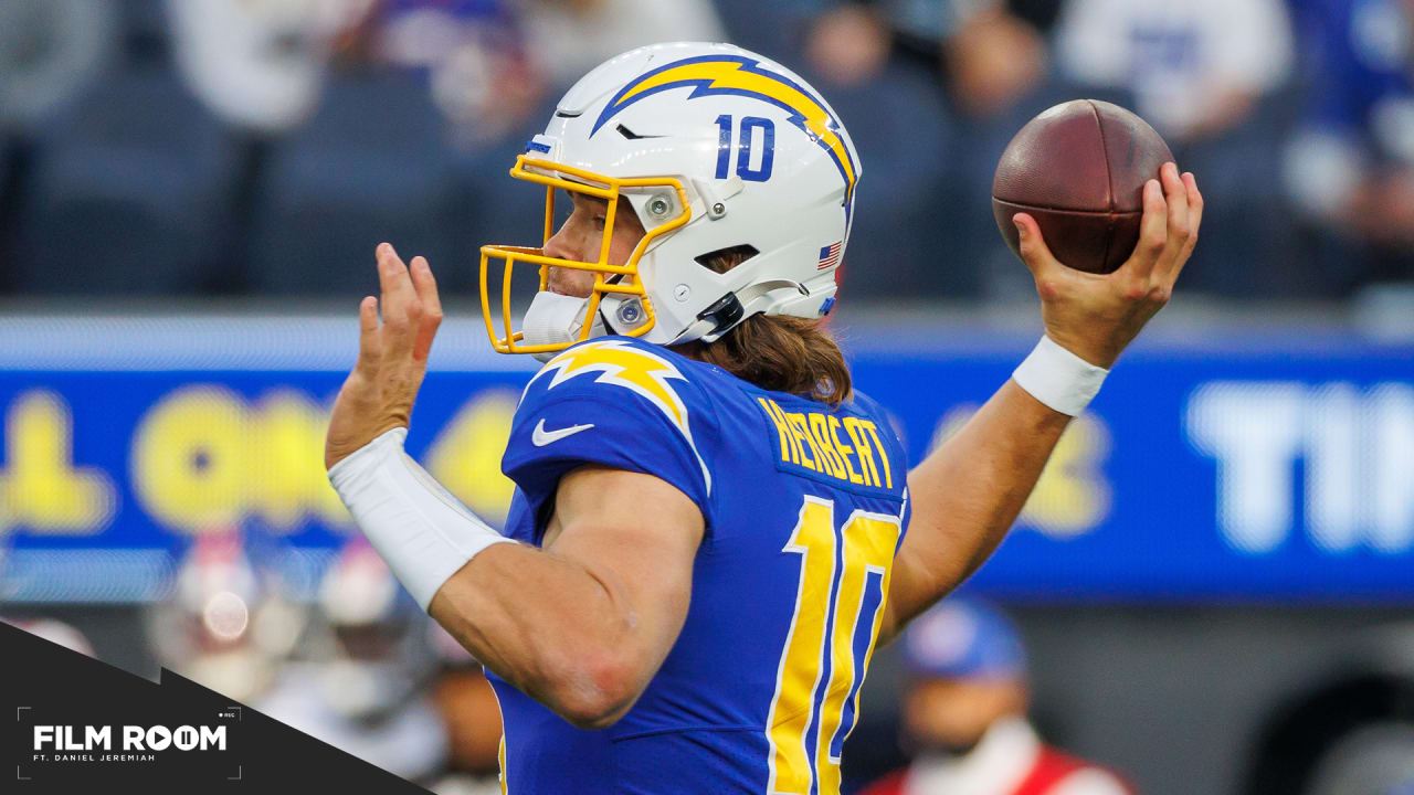 Chargers vs. Chiefs Game Preview: It's Justin Herbert vs. Patrick Mahomes  Part 2 - Bolts From The Blue