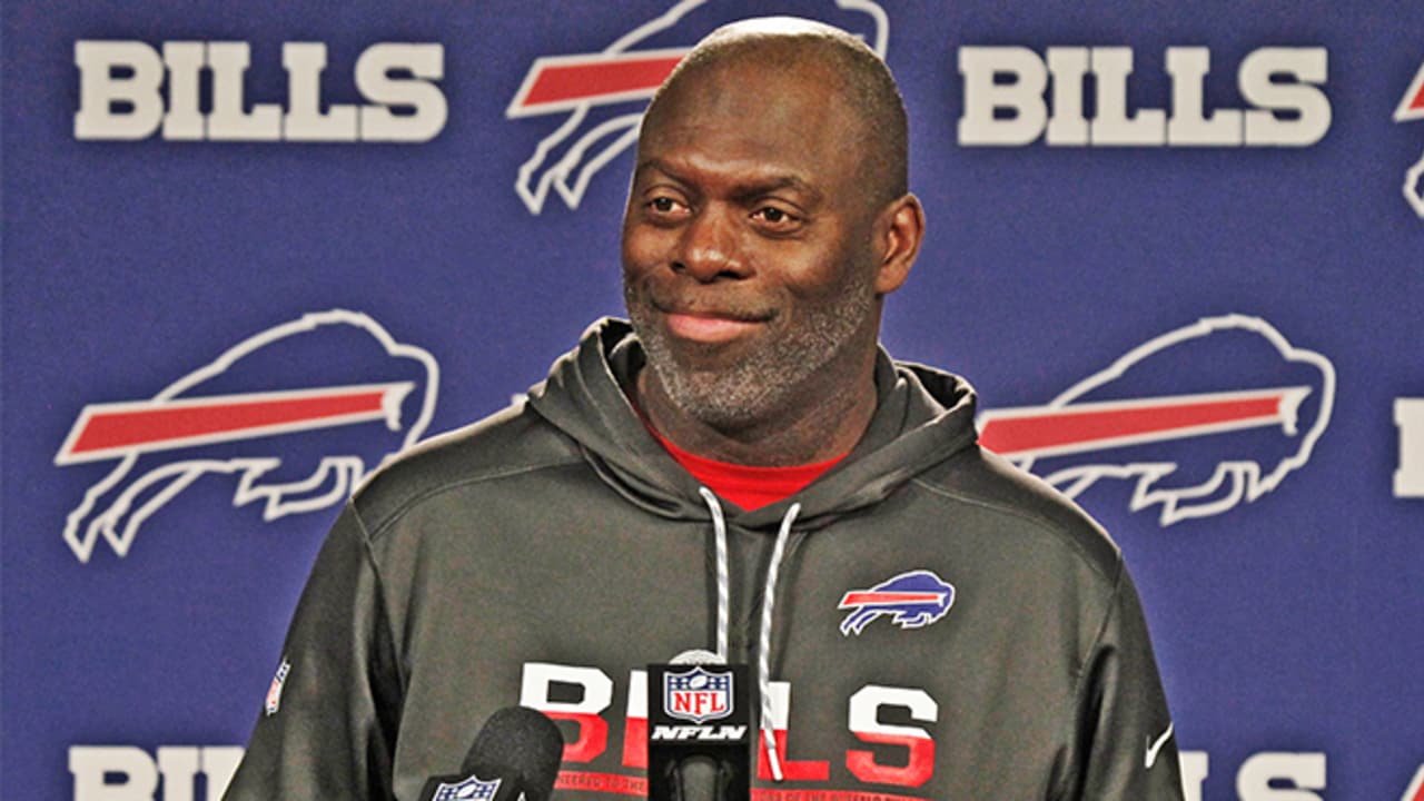 49ers hiring former Chargers coach Anthony Lynn as new assistant