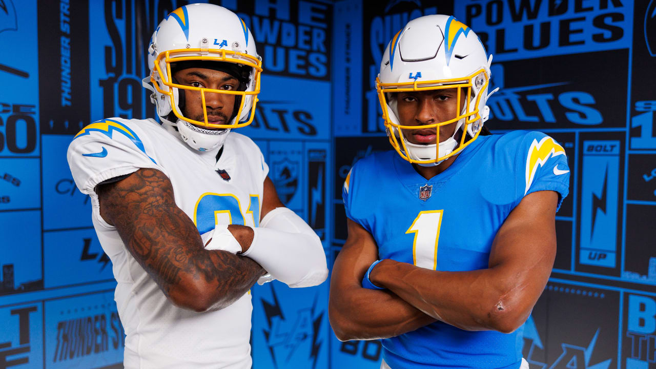 When will the Chargers wear each uniform during the 2020 season?