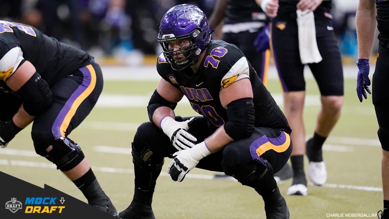 Los Angeles Chargers 2022 NFL Mock Draft Tracker 12.0 Picks from ESPN
