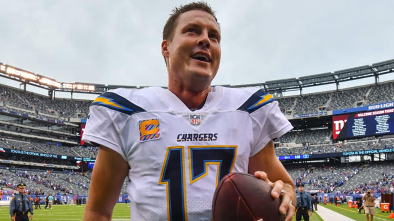 Chargers Elect Five Team Captains For Rest of Season