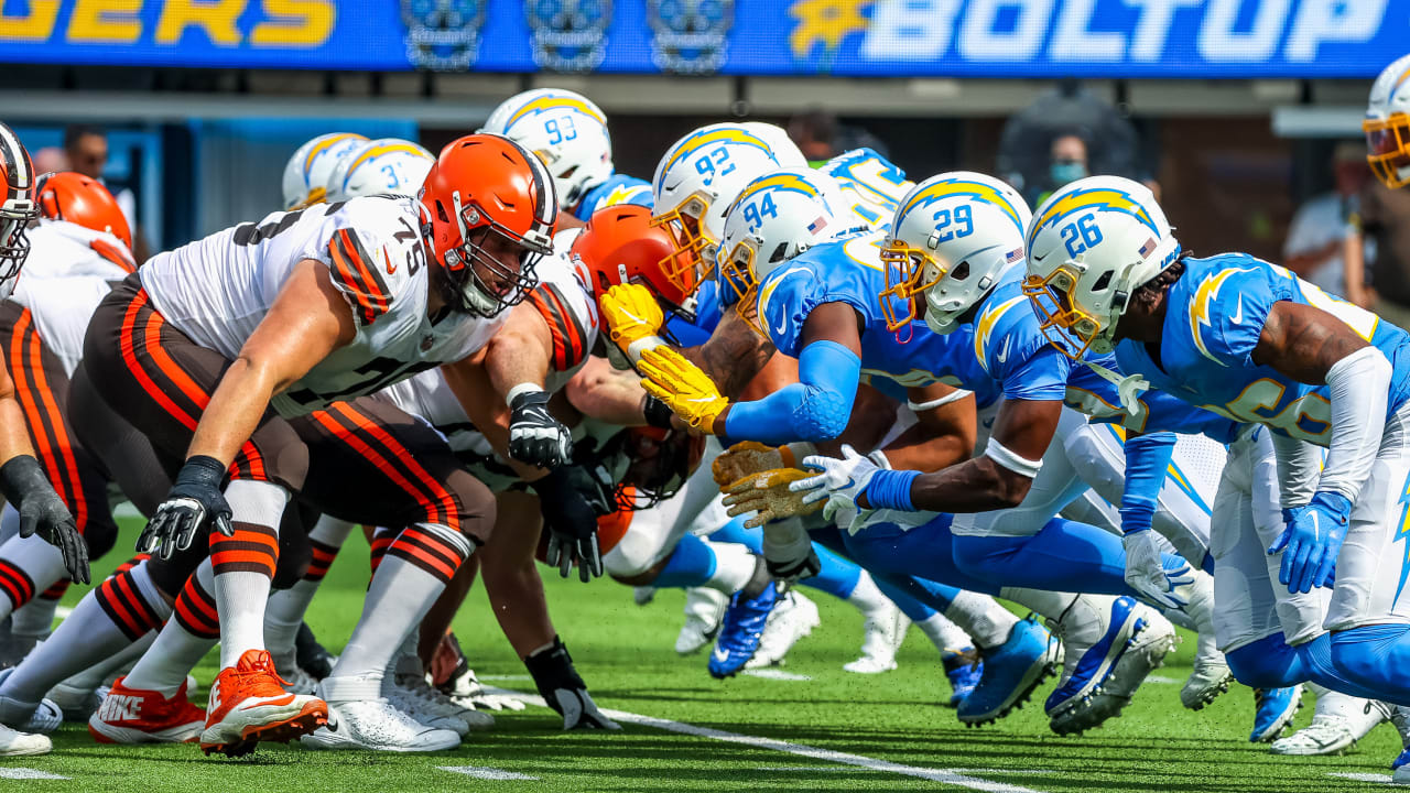 Sunday's Browns vs. Chargers game was a heavyweight fight and 4