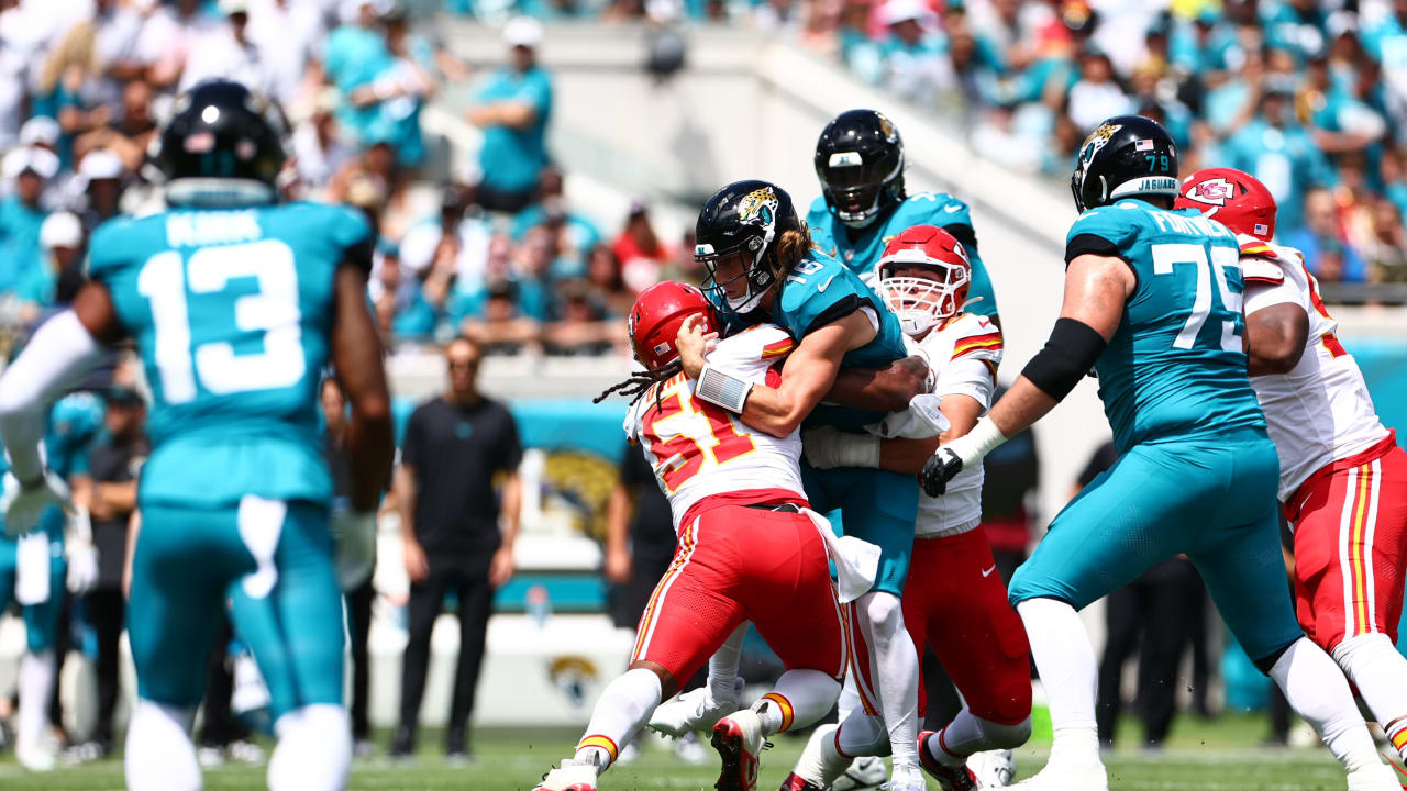 Trevor Lawrence Mic'd Up At Jacksonville Jaguars Practice Reveals