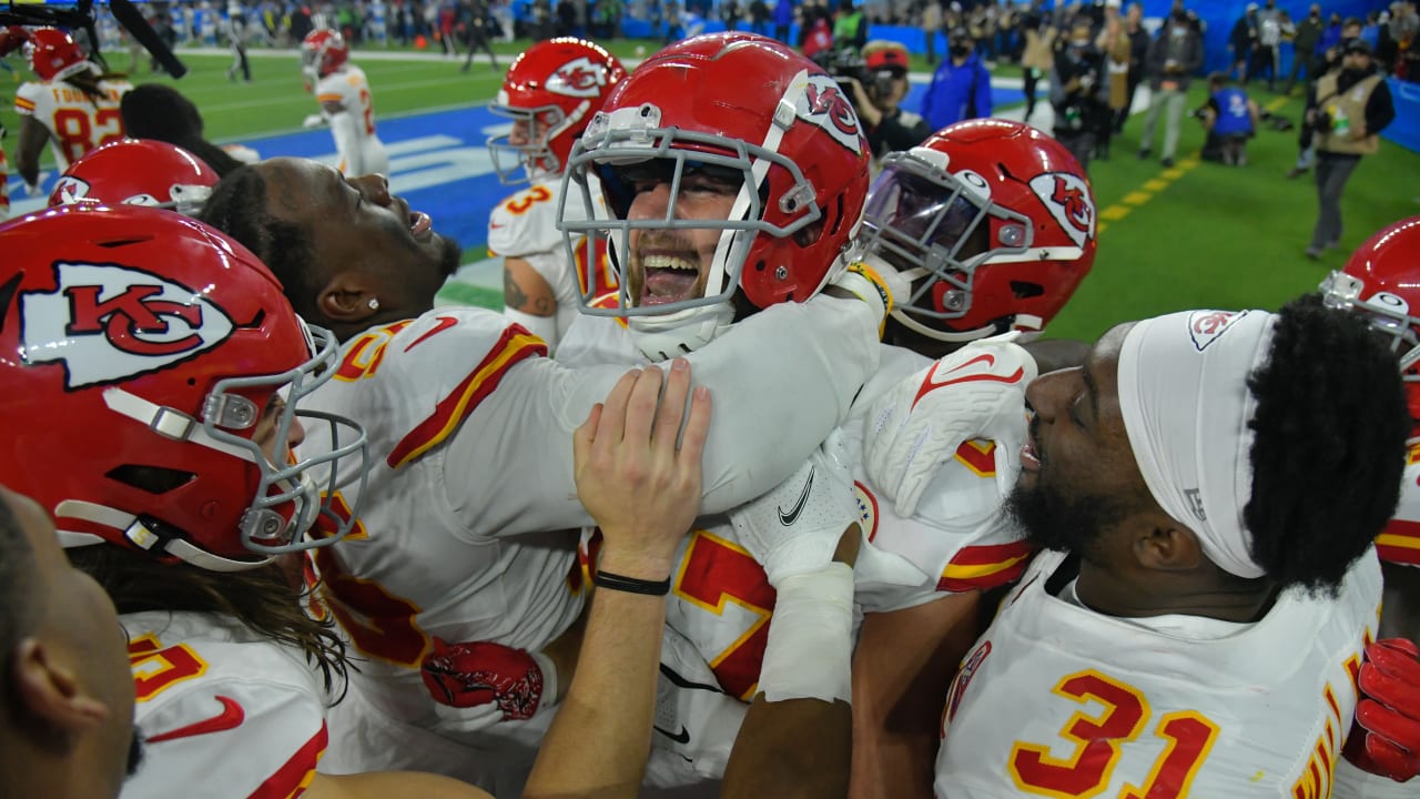 Chiefs pull off biggest comeback in franchise history to beat the Chargers  in overtime 