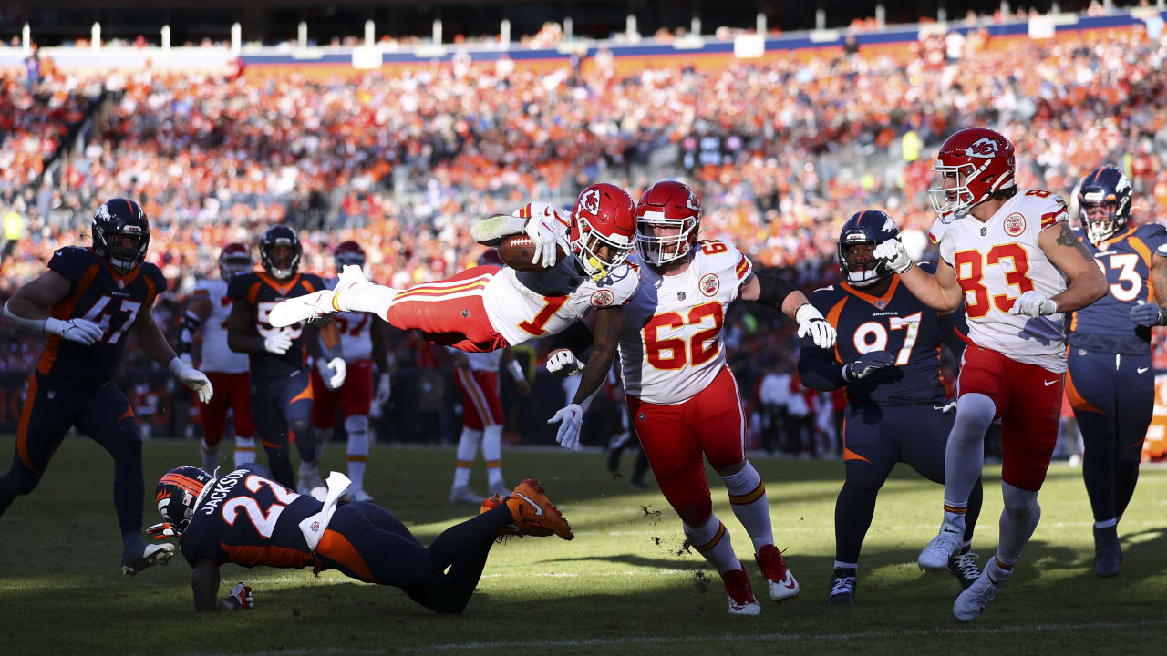 Behind the Lens: A Look Back at the Top Photos from the 2022 Season – No. 4 - Vimarsana News