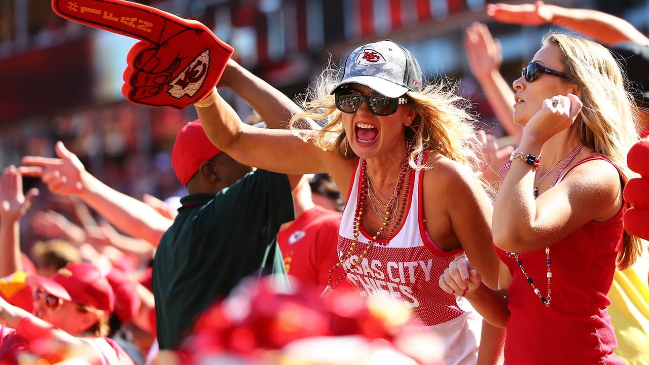 Photo Gallery: Best Of Chiefs Fans