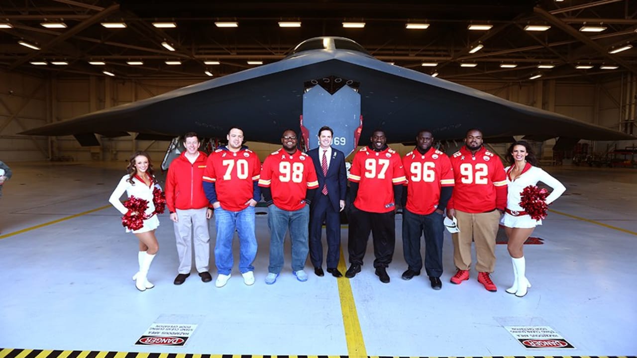 Kansas City Chiefs visit Team Whiteman > Whiteman Air Force Base > News