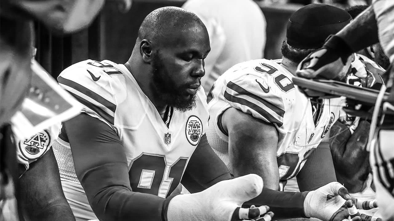 Photo Gallery Top Tamba Hali Shots of 2015