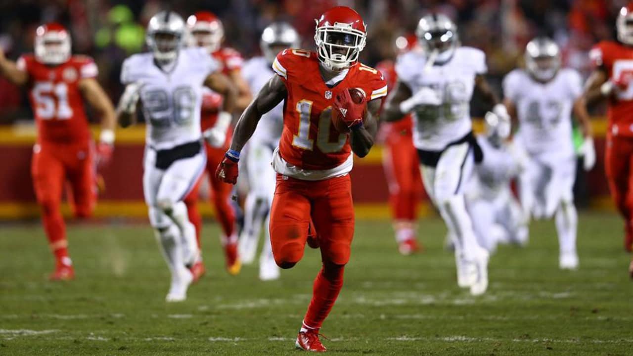 Tyreek Hill teams up with NFL Flag 