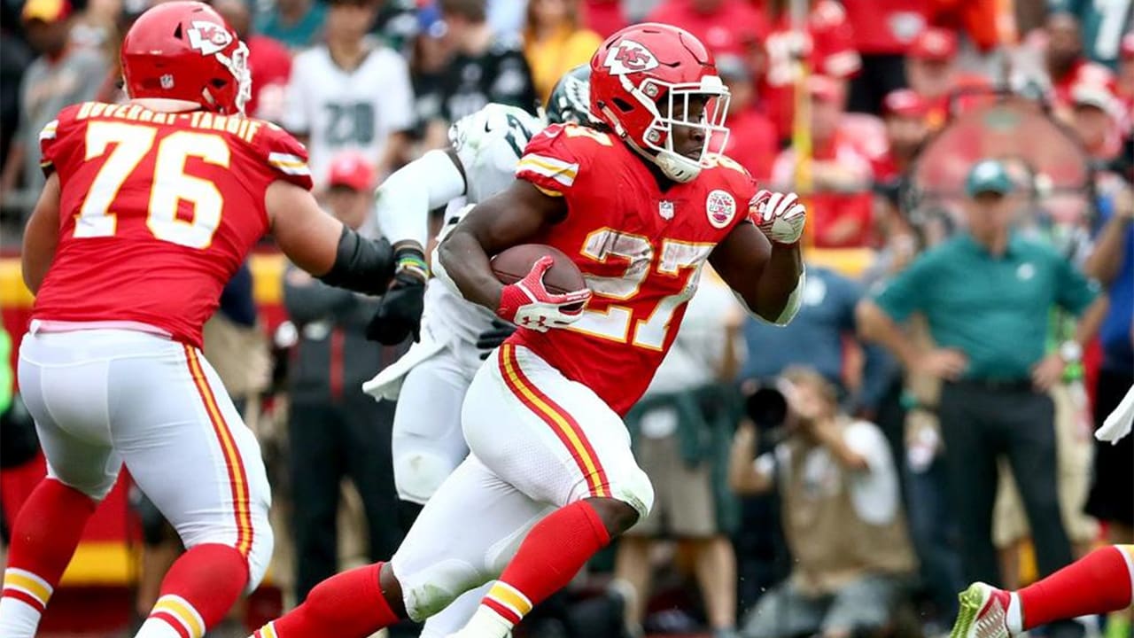 Kareem Hunt Delivers Yet Again in Win Over Eagles