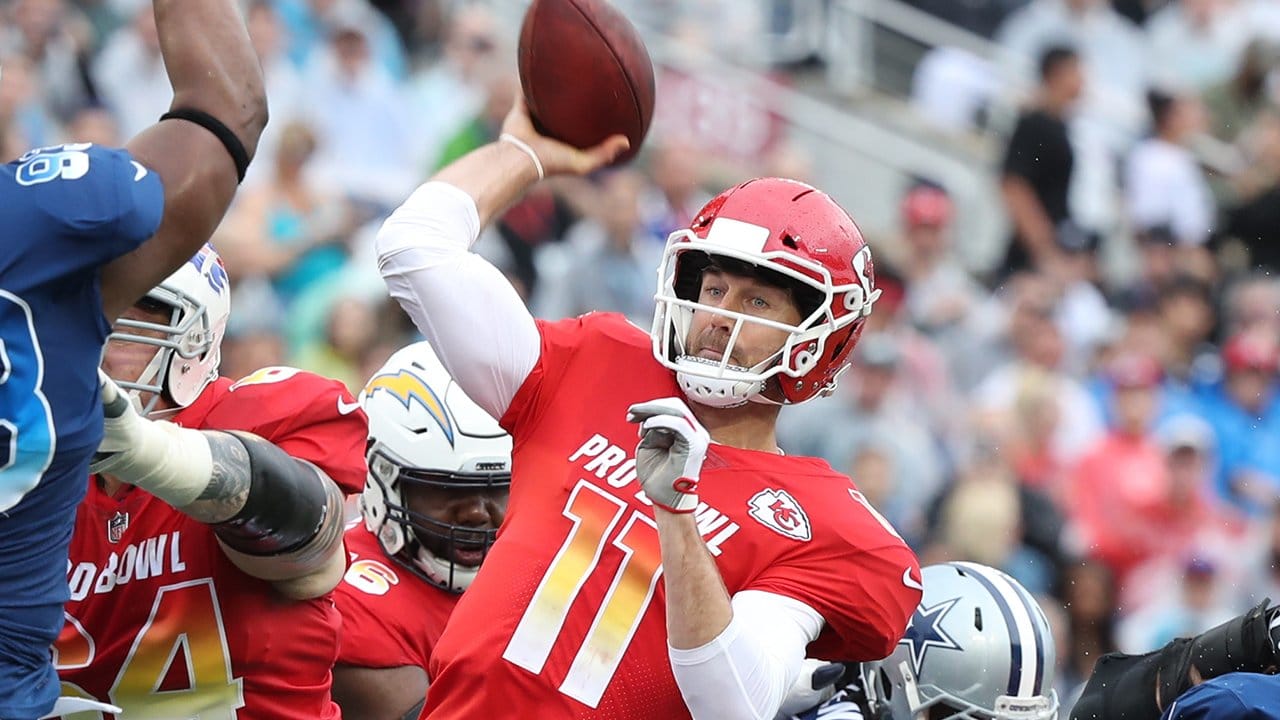 Pro Bowl Alex Smith Hits Delanie Walker for AFC s First TD