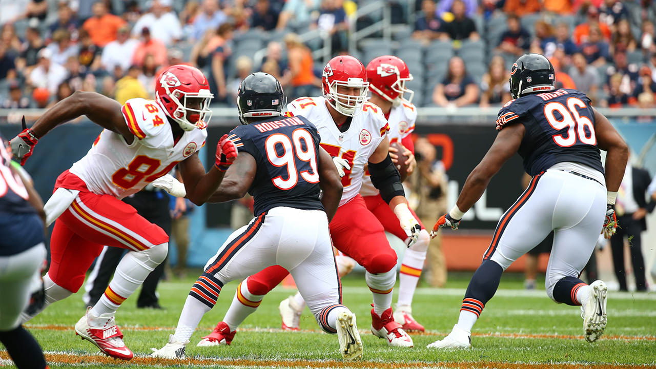 Chicago Bears tight end James O'Shaughnessy (80) during an NFL Preseason  football game against the