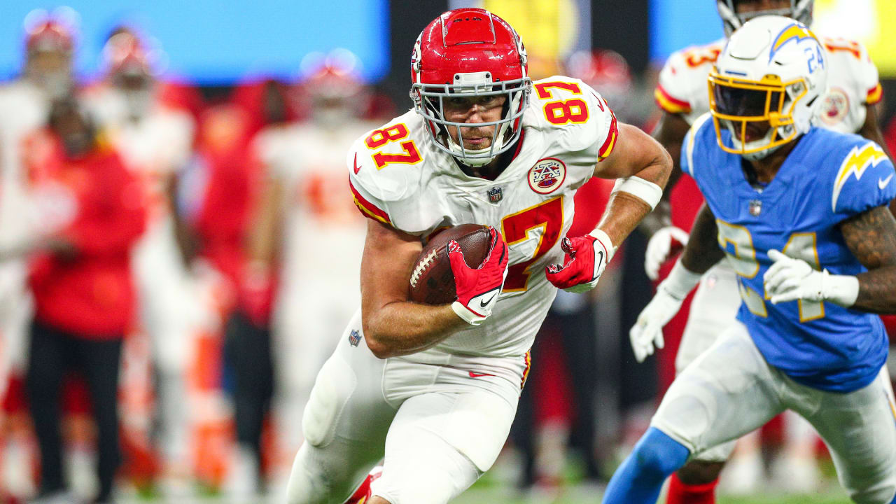 Travis Kelce Named AFC Offensive Player of the Week