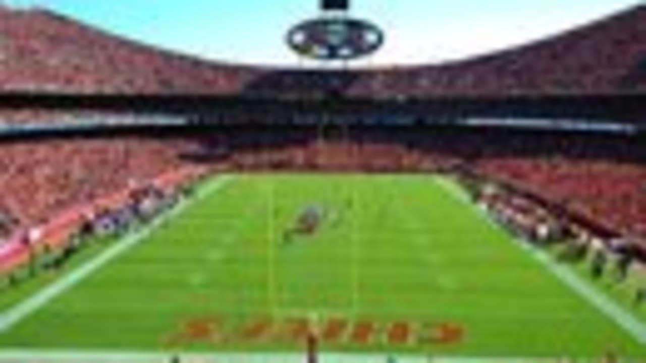 Why did the Kansas City Chiefs repaint their field?