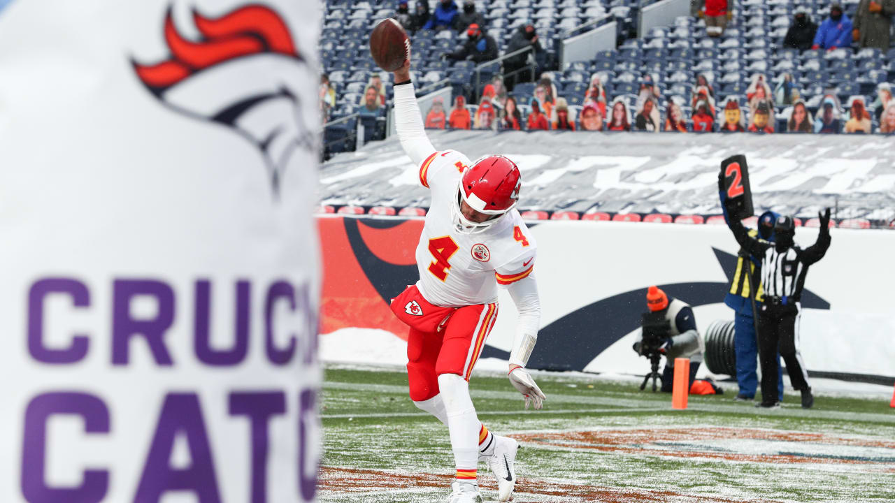 Photos: Game Action From Week 7 | Chiefs Vs. Broncos