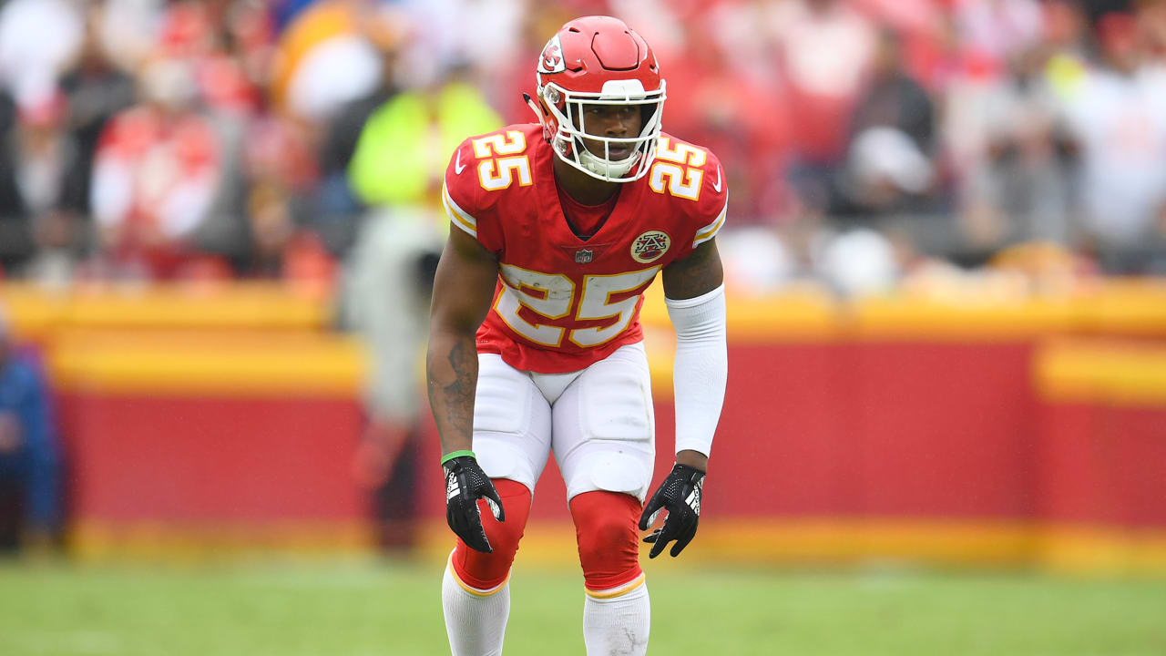 Chiefs Injury Update: Four Players Leave Sunday’s Victory Early