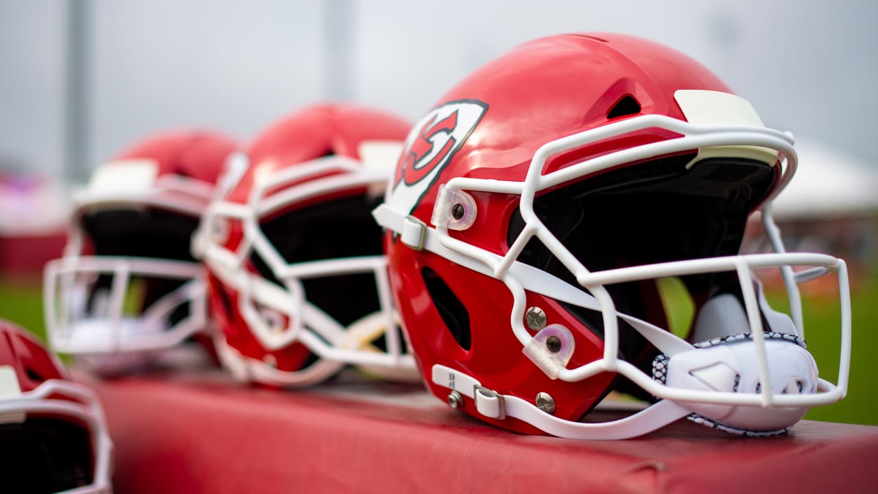 Chiefs Roster Down to NFL-Mandated 53