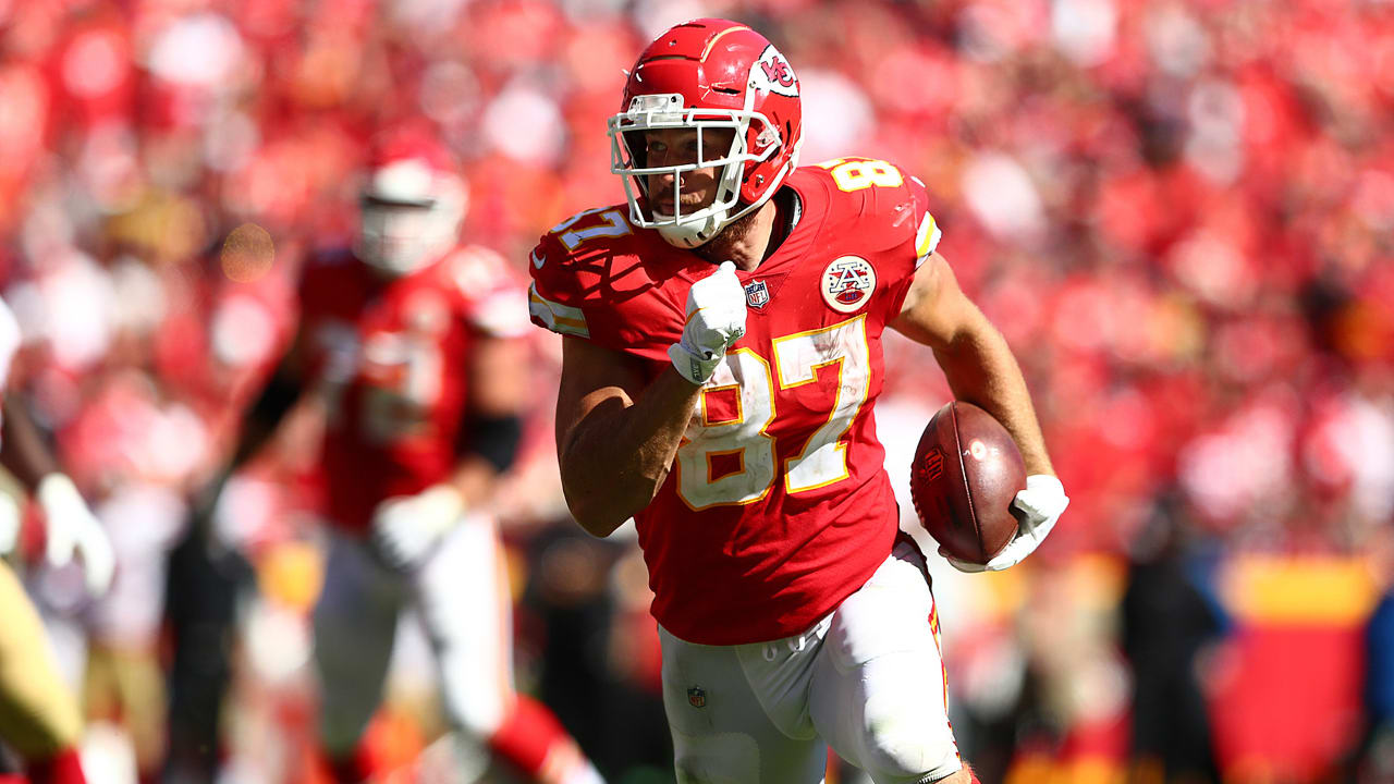 Chiefs Notebook: Te Travis Kelce Leads All Pass-catchers In Snaps For 