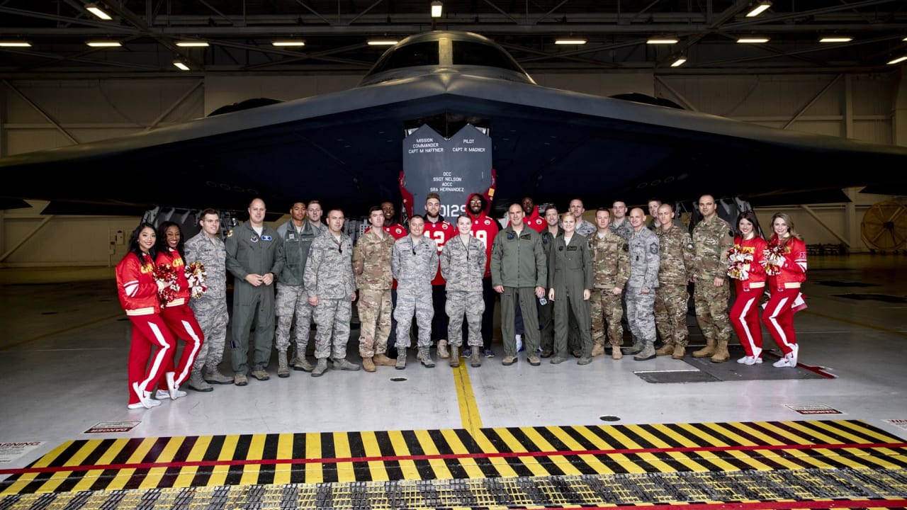 Kansas City Chiefs visit Team Whiteman > Whiteman Air Force Base > News