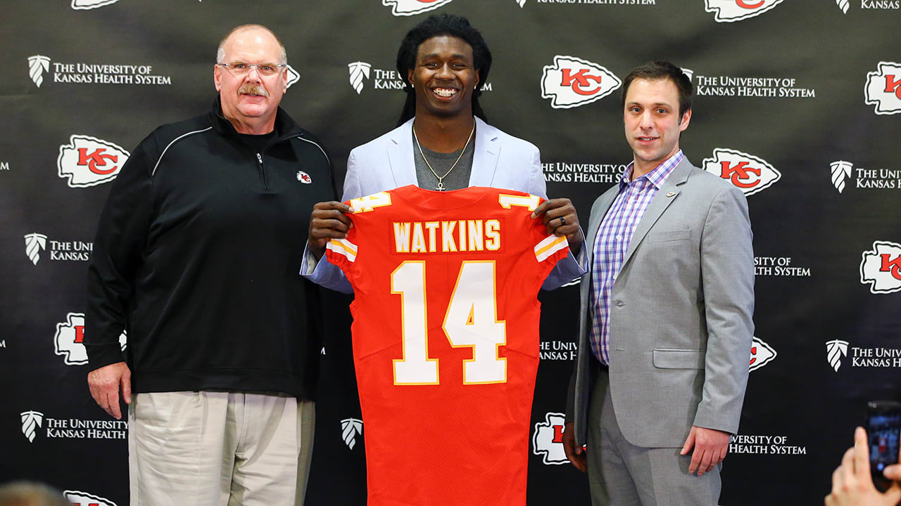 Chiefs coach Reid calls Kareem Hunt a quick study, PFF News & Analysis