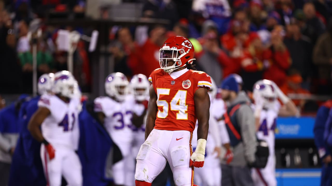 Chiefs LB Nick Bolton wins Mack Lee Hill Award