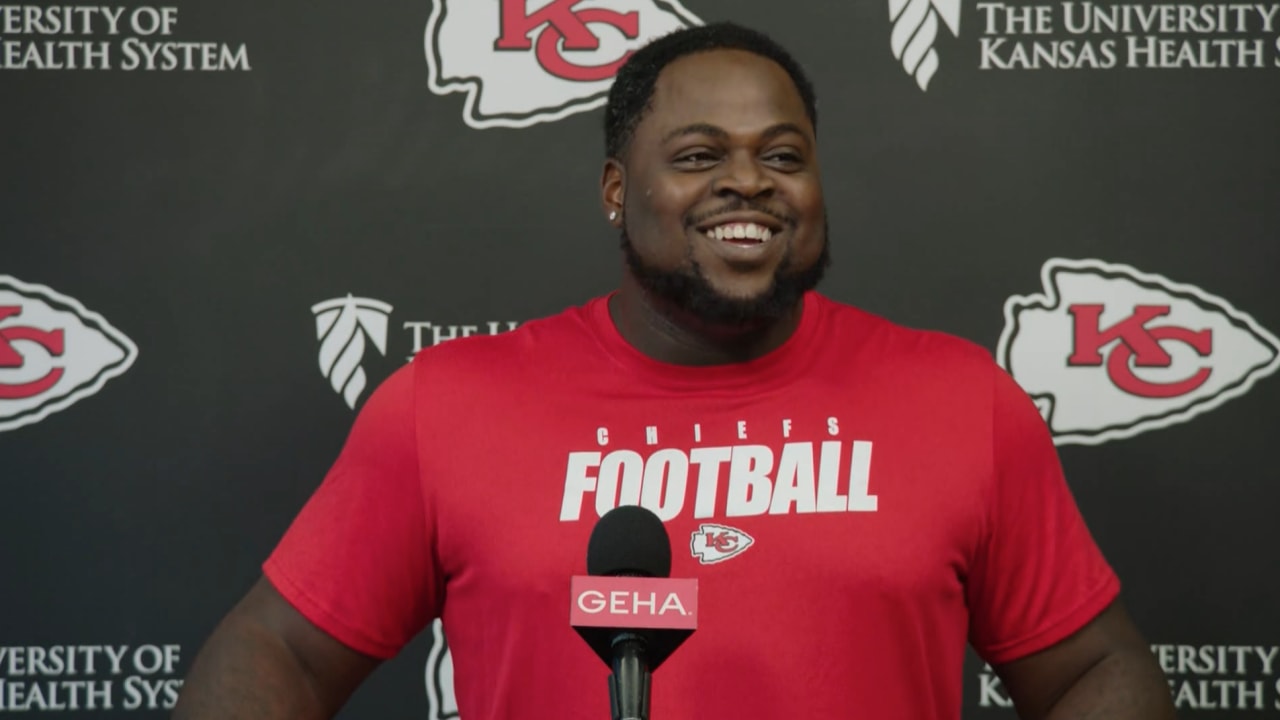 Chiefs' Khalen Saunders Reacts to Madden 23 Snub