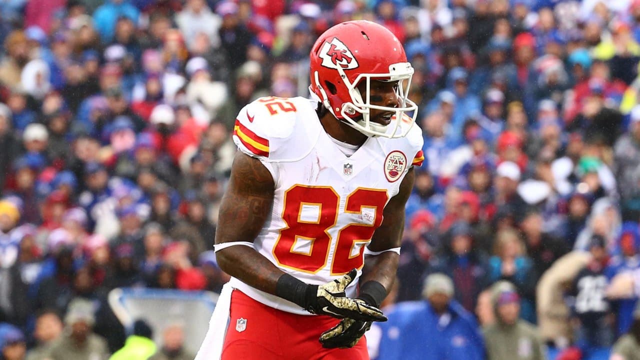 Dwayne Bowe Explodes In Fantasy NFL's Top Week 12 Performers, News,  Scores, Highlights, Stats, and Rumors