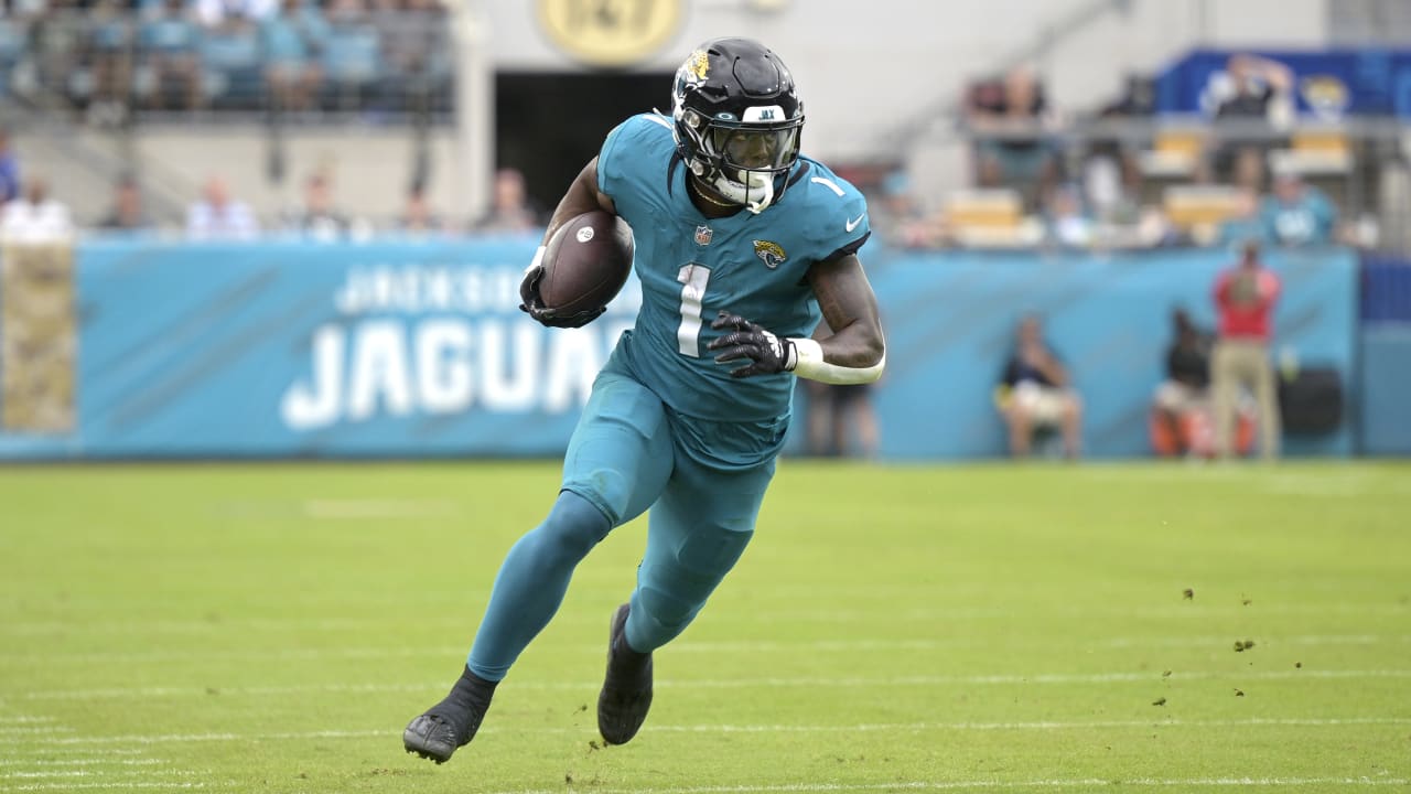 Week 5 waiver wire: Should you drop Jaguars RB Travis Etienne in