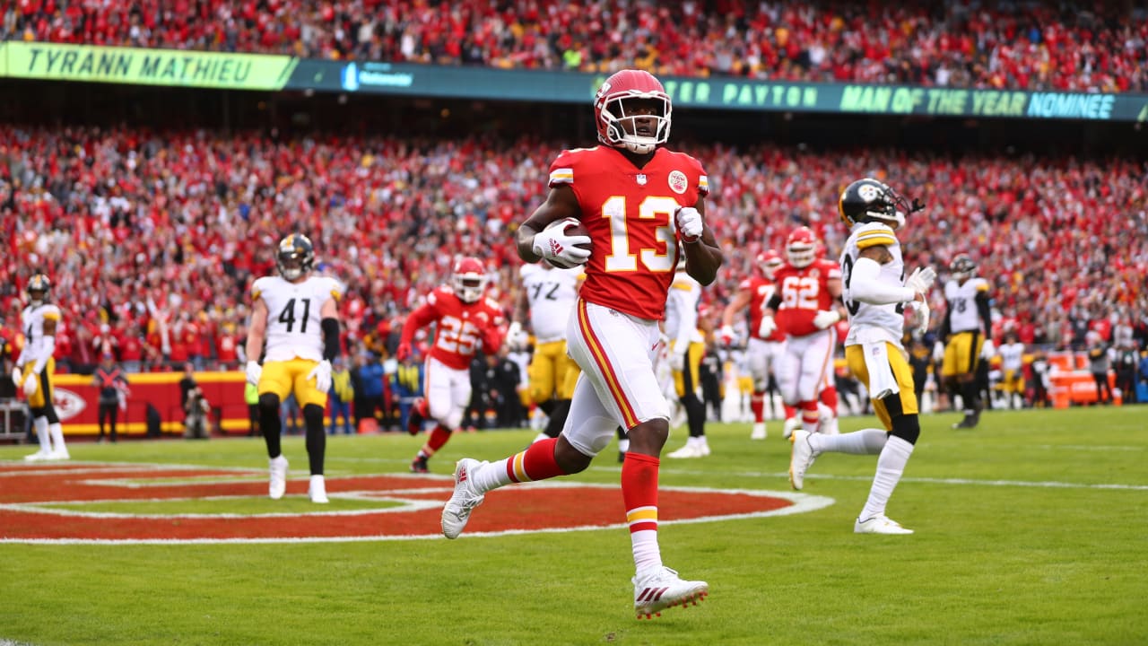 Byron Pringle gives Kansas City Chiefs commanding lead with second TD pass  from Patrick Mahomes - ESPN