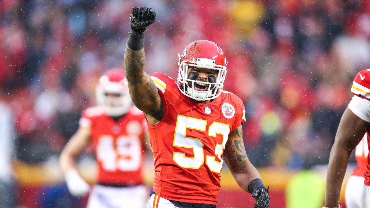Chiefs' LB Anthony Hitchens Shares the Heartwarming Story of His Childhood  with The Players' Tribune
