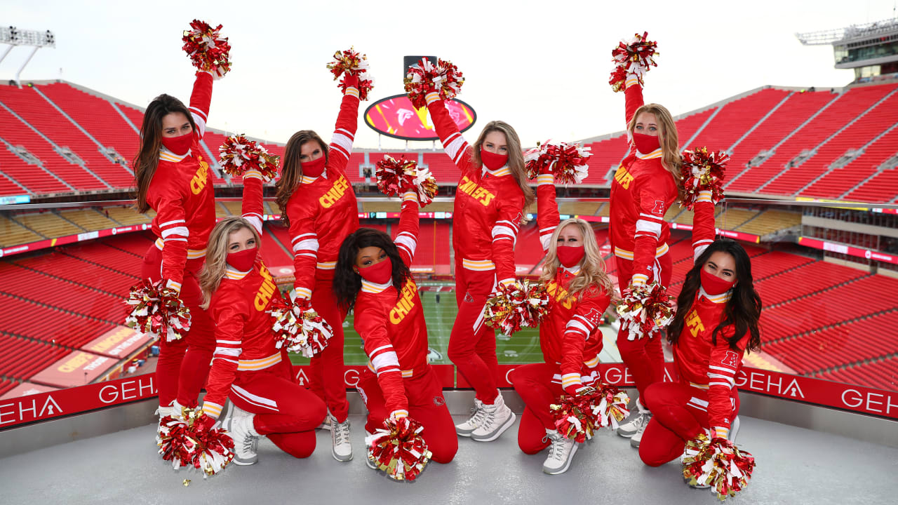 Saturday sizzle with AFC - Atlanta Falcons Cheerleaders